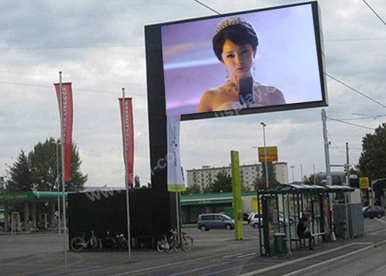 P16 DIP 7000 Nits Outdoor Full Color Led Display 100000 Hours LED Life